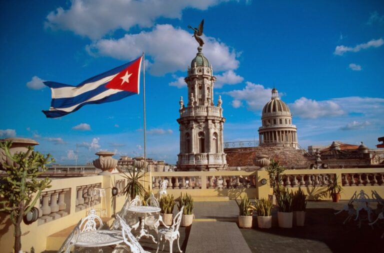 Cuba: izquierdas mexicanas han apoyado la dictadura de los Castro