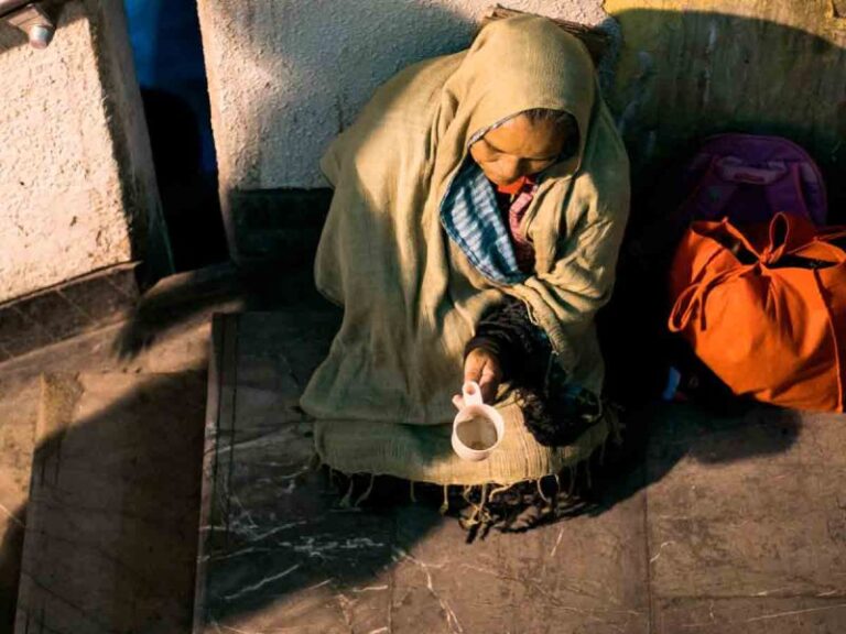Bajo el gobierno de AMLO, la vida en México se encarece y crece la pobreza