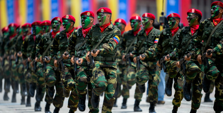 AMLO se acompaña de ejército de Venezuela en Desfile Militar 2021
