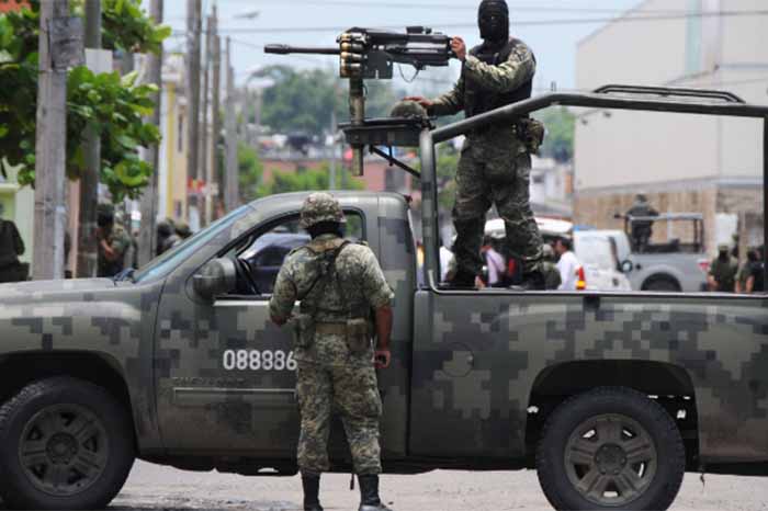 Corte discutirá si AMLO invadió división de poderes por ejército en las calles
