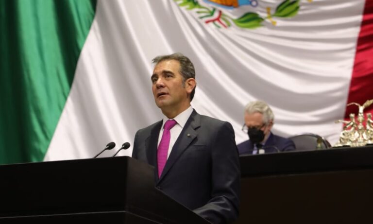 Defender al INE, defender a México
