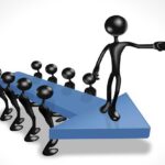 La autocracia brilla en la oscuridad