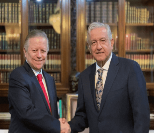 AMLO se apodera de la Corte y ensaya modelo para reelección
