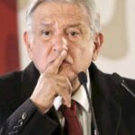 La caída del manto moral