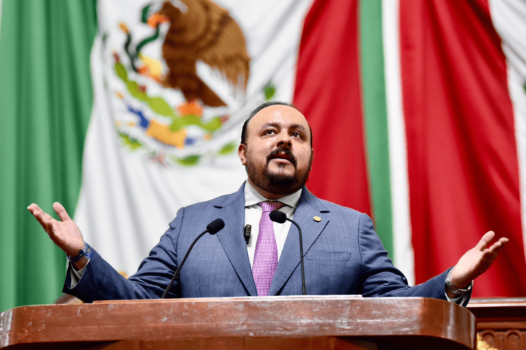Insiste legislador del PAN en exigir la cabeza de Guillermo Calderón, director del Metro