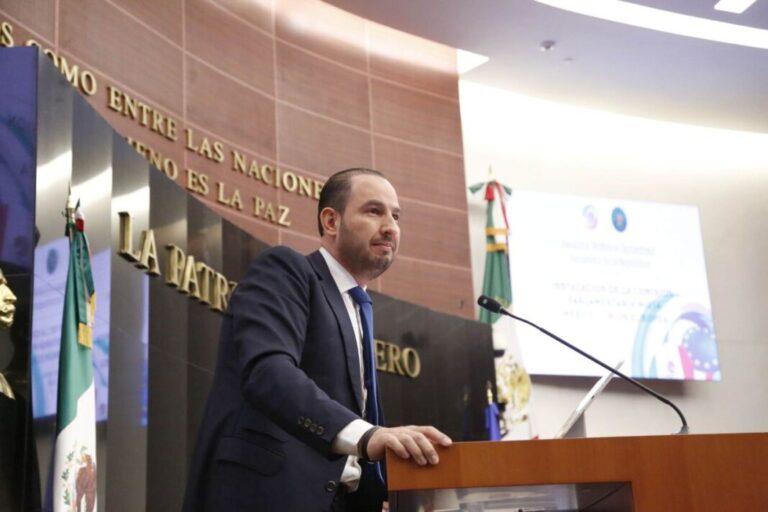 Con los supuestos plan A, B y C, pareciera que Sheinbaum está jugando, poniendo en riesgo miles de empleos: Marko Cortés