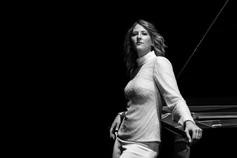 La pianista andaluza María Dolores Gaitán se presentará este fin de semana en la Sala Nezahualcóyotl