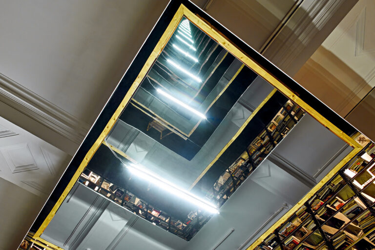 Un descenso al Paraíso, exposición de Kader Attia en el MUAC