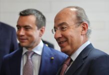 Y si postulamos a Felipe Calderón para elegirlo y que arregle el desmadre que dejó, porque los que están en el poder no pueden