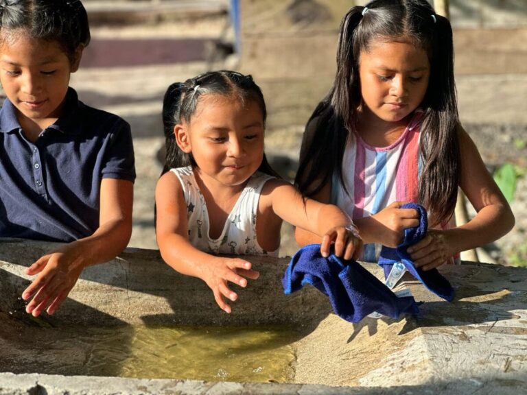 Drygiene, Solución mexicana a la crisis de higiene global: Una toalla sin agua para comunidades vulnerables
