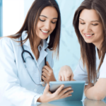 5 factores que incrementan 42% el costo del seguro médico para mujeres