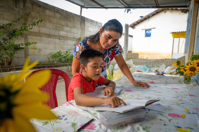Promover entornos de cuidado, una prioridad para garantizar los derechos de la niñez en México