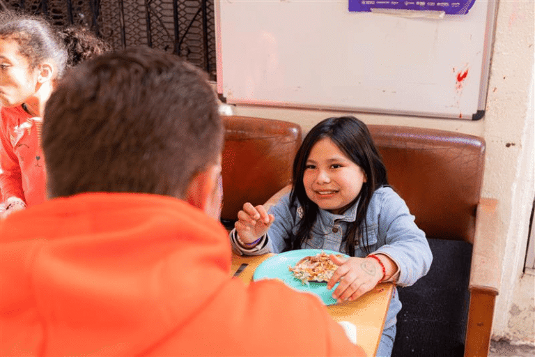 Hallazgos preliminares de la Consulta Nacional “Comer es Nuestro Derecho” revelan que niñas, niños y adolescentes enfrentan obstáculos críticos para acceder a una alimentación adecuada