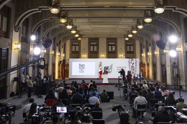 El drastico cambio de hacer politica en México