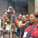 Medicina tradicional, placebo ante desabasto, mala atención en salud y falta de políticas públicas