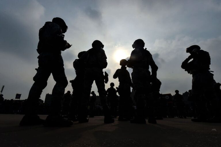 Hacia una narco dictadura militar