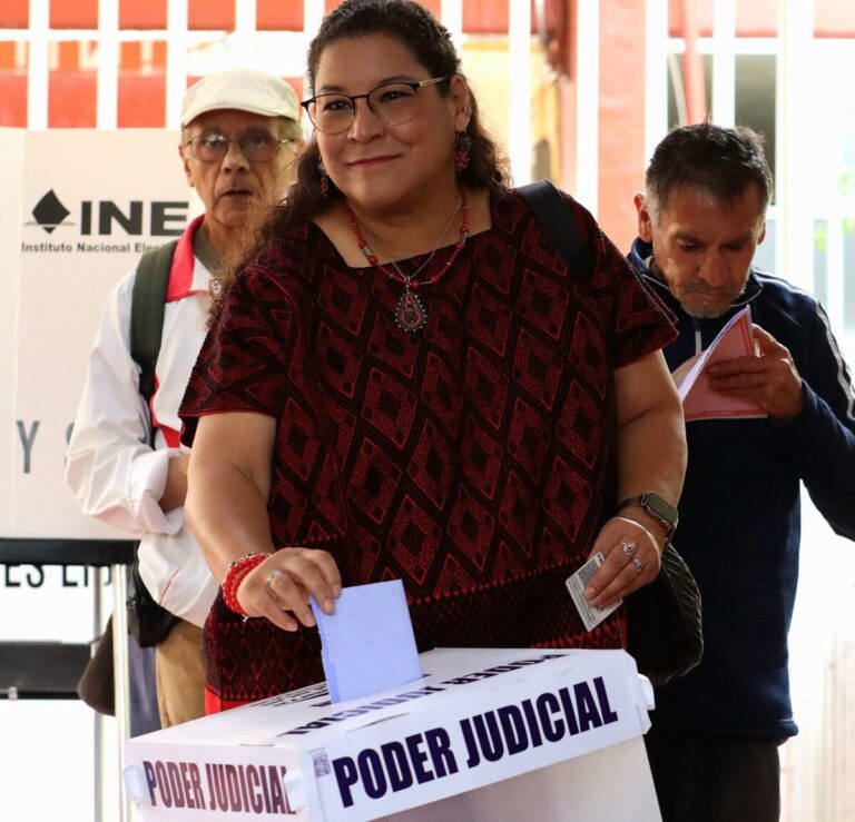 También ‘carrancearon’ a la ínclita “Ministra del pueblo”
