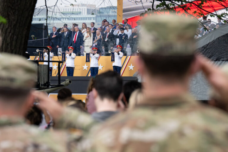 La falsa guerra de Trump; como en 2021: crear conflicto y ganar