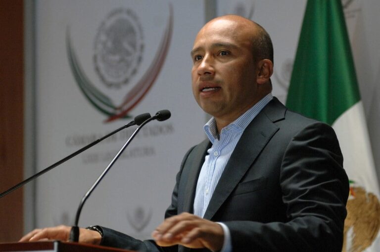Trato digno para la clase trabajadora en el servicio público: Héctor Barrera y diputado Mario Sánchez