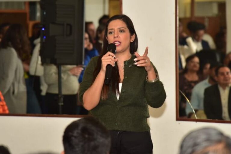 PAN CDMX: El gobierno de la 4T utilizará tu celular para espiarte