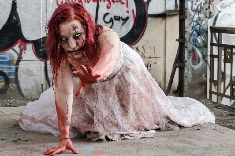 Sabías que una invasión zombie parece improbable, aunque en teoría puede convertirse en realidad