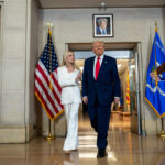 ¿Doble moral en negocios presidenciales de Trump?