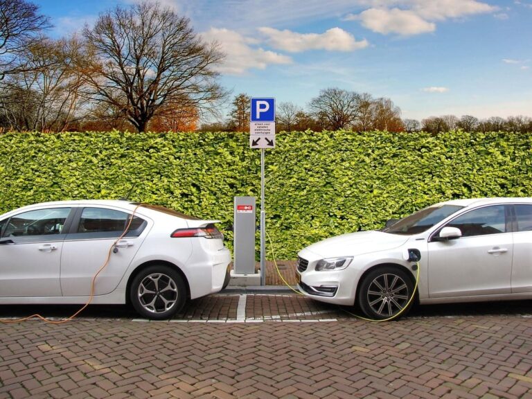 Autos Híbridos y Eléctricos: México Acelera el Paso