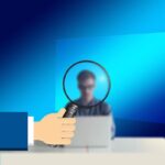 ¿Quién vigila al que vigila? El futuro ya llegó: un Estado que controla, rastrea y calla