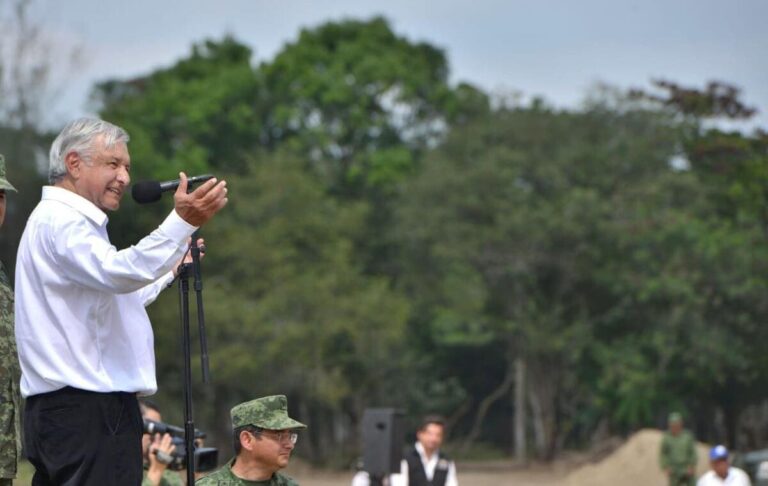 AMLO prepara la Sucesión Presidencial