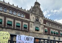 ¡Queremos medicinas!