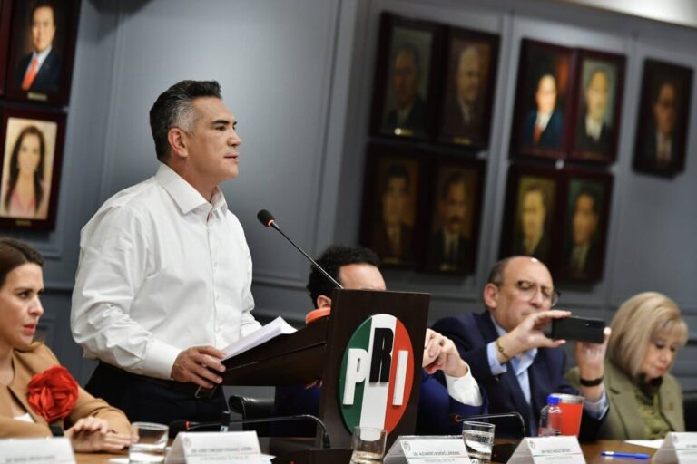 Alito Resucita al PRI con una marcha, ¿alcanzará para 2027?