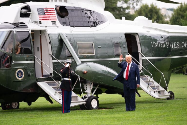 Trump apunta a cárteles del extranjero, pero ignora a los de casa