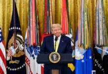 Trump doblega a México con aranceles