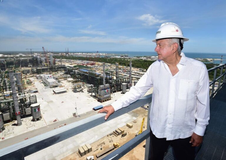 ¿AMLO Ignoró Corrupción o Fue Cómplice?