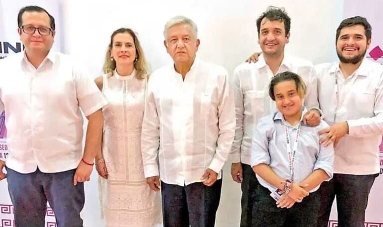 Los juniors de la 4T
