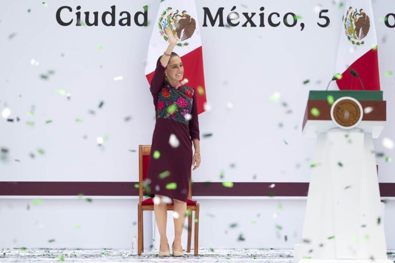AMLO, expresidente; Claudia, responsable de 2025-2030