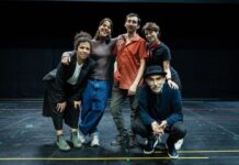 Teatro UNAM estrena El mar es un pixel de David Gaitán. Un ensayo escénico sobre tecnología y honor