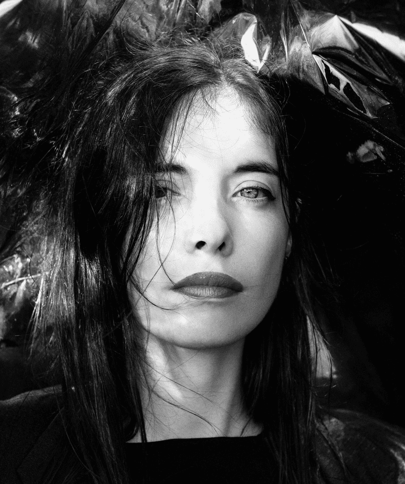 Incensurable de Luna Miguel: una coedición de Literatura UNAM y Editorial Almadía