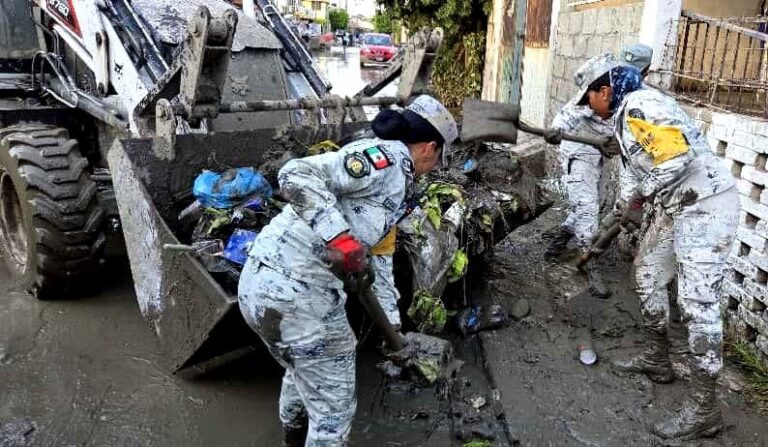 Ejército, Fuerza Aérea y Guardia Nacional continúan aplicando el Plan DN-III-E en los estados afectados por las lluvias