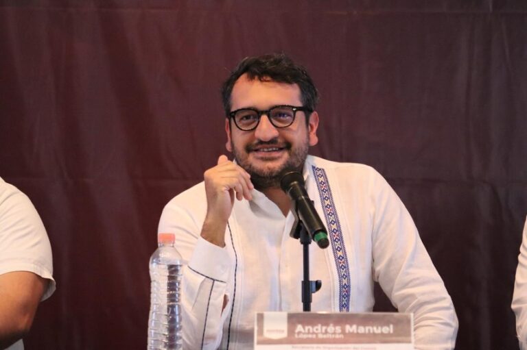 Andy López Beltrán pide que no lo graben, el trauma de Tokio continúa
