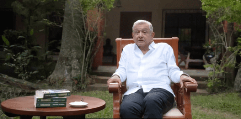 Reaparece López Obrador, pero pidiendo apoyo para una presidenta con el 70% de aprobación