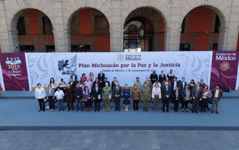 Michoacán, guerra; arrestos, no abrazos; seguridad interior; Acordada