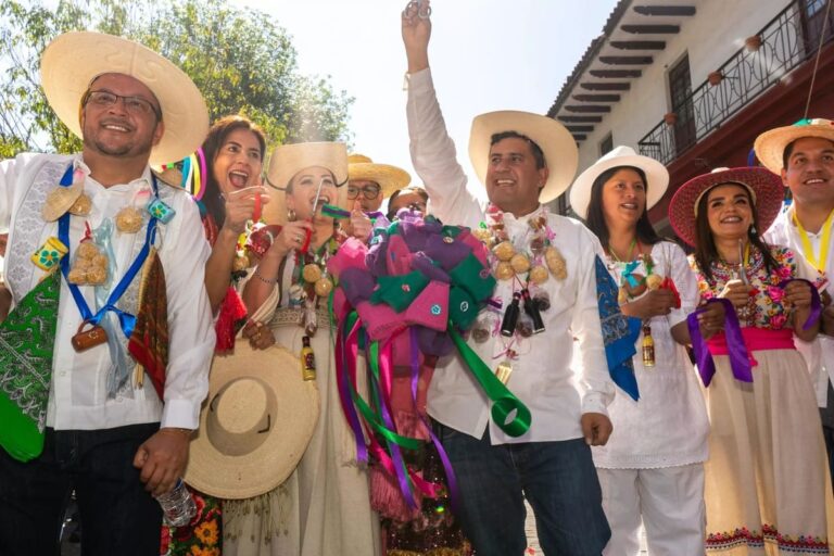 7 disparos a Carlos Manzo para decir: “aquí mando yo”
