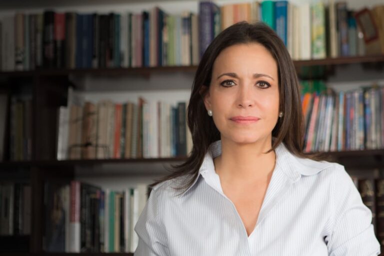 Nobel a María Corina Machado: ¡Escucha México! 
