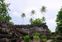 Sabías que hay rompecabezas de piedra flotante: Nan Madol
