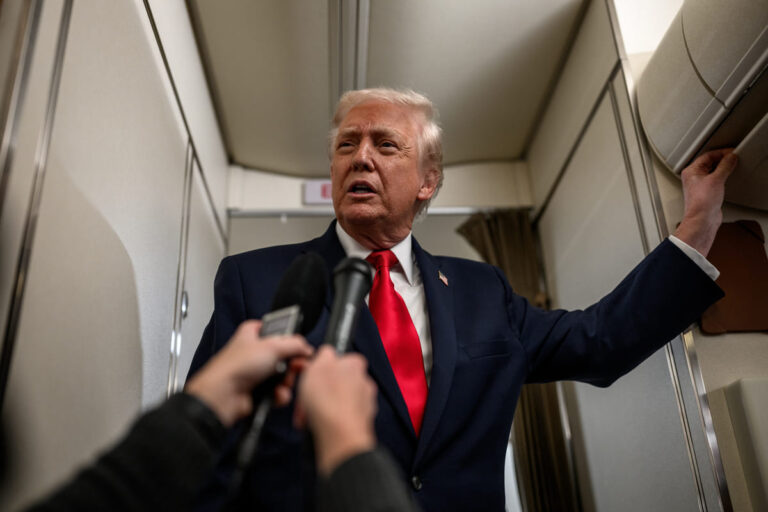 Con el mayor cinismo, Trump acepta ir por el petróleo de Venezuela
