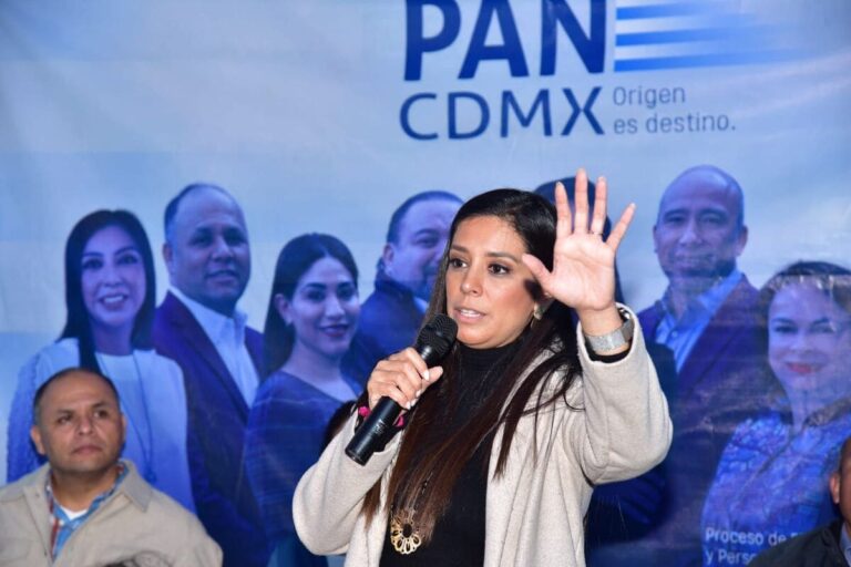 Amparos a ciudadanos que no encuentran vacunas contra Influenza y Covid en el Sector Salud CDMX, ofrece el PAN