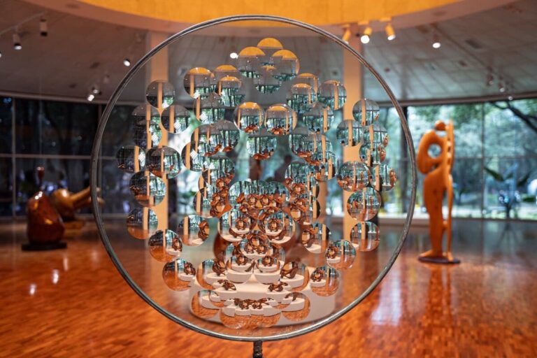 Últimos días para visitar la exposición Derivas de la Forma Escultórica en el Museo de Arte Moderno