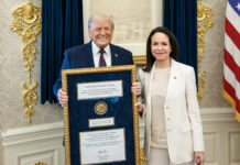 Controversia por Medalla Nobel en Manos de Trump