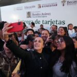 Nuestros políticos están obsesionados con las selfies